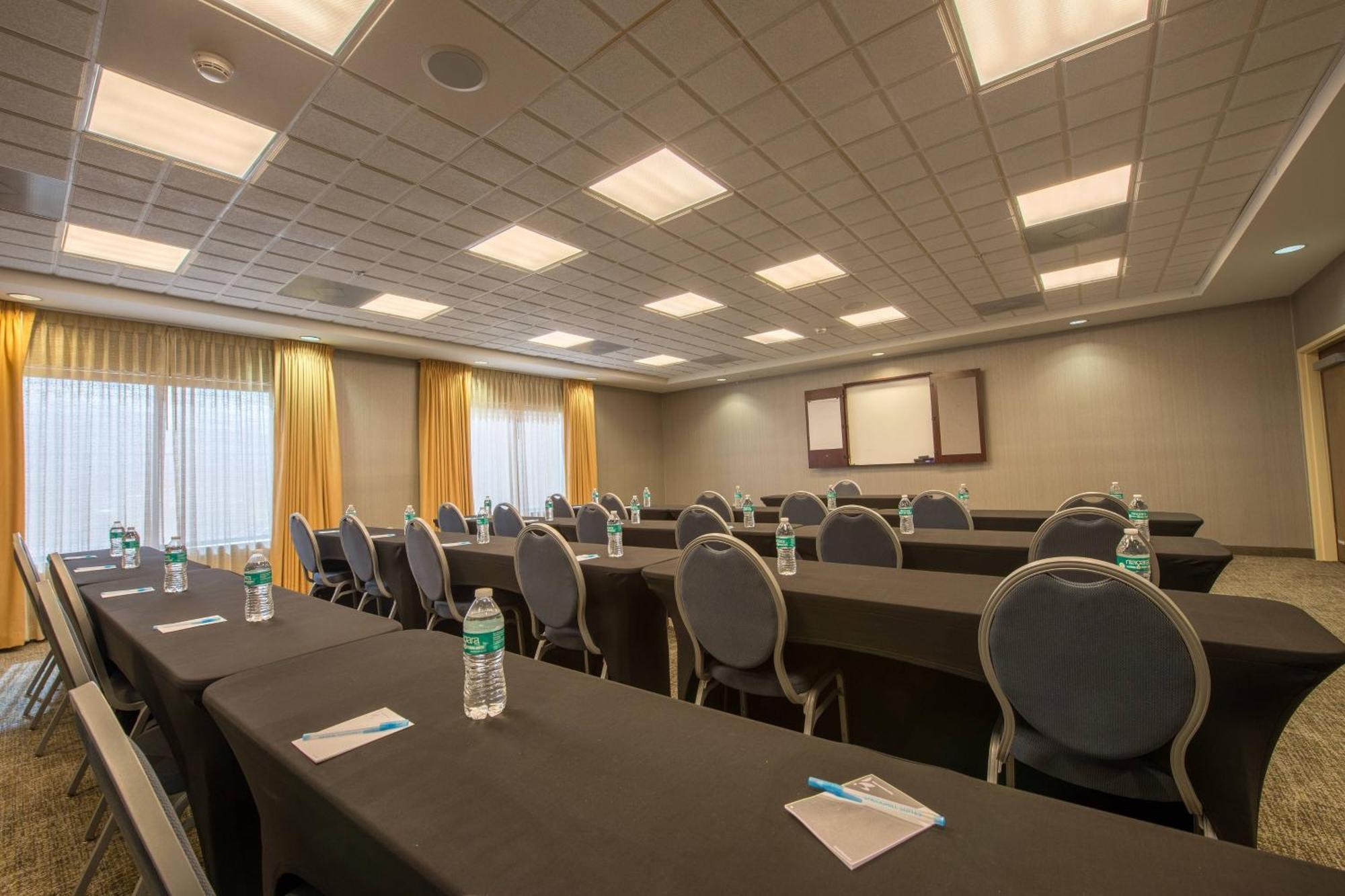 Springhill Suites Риджкрест Екстериор снимка